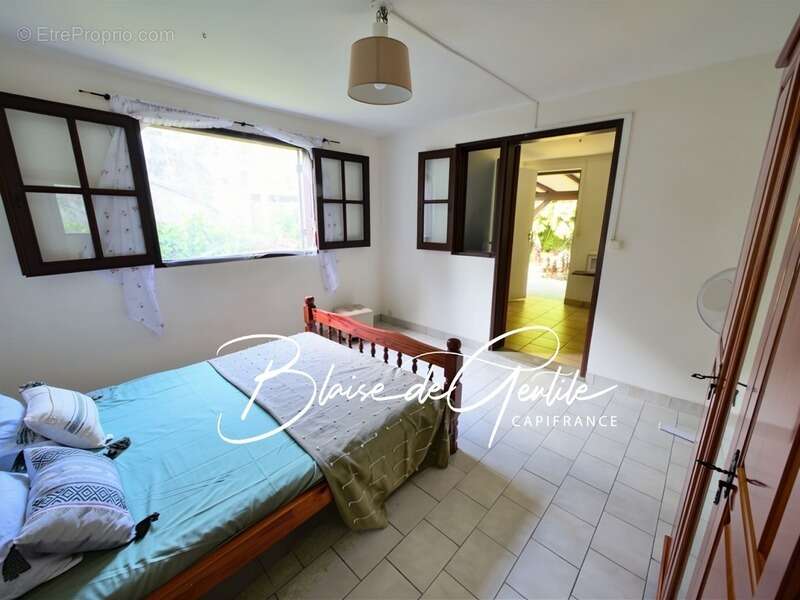 Maison à BAIE-MAHAULT