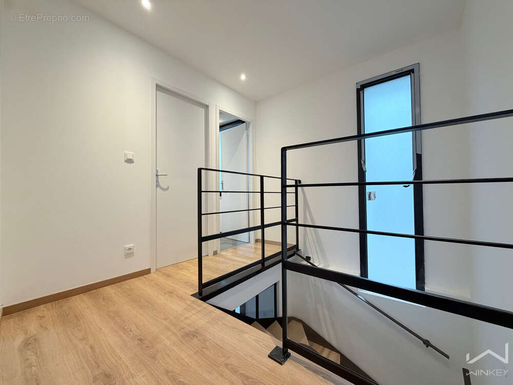 *** maison à rennes_ prairie saint-martin *** - photo 12