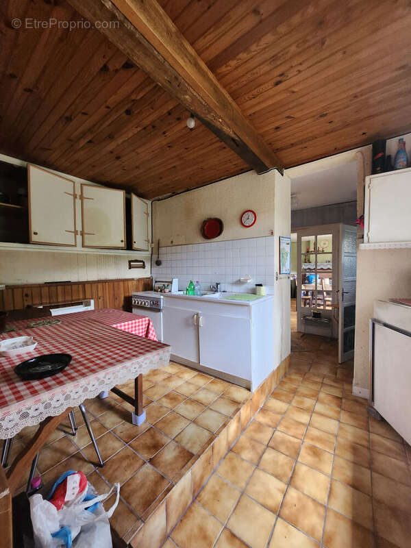 Photo 6 - Maison à PIERRE-BUFFIERE