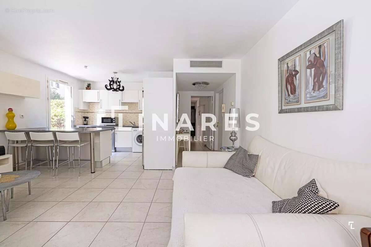 Appartement à MARSEILLE-8E