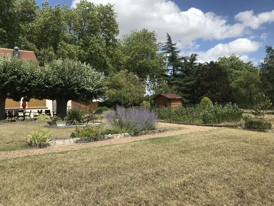 Maison à POUILLY-SUR-LOIRE