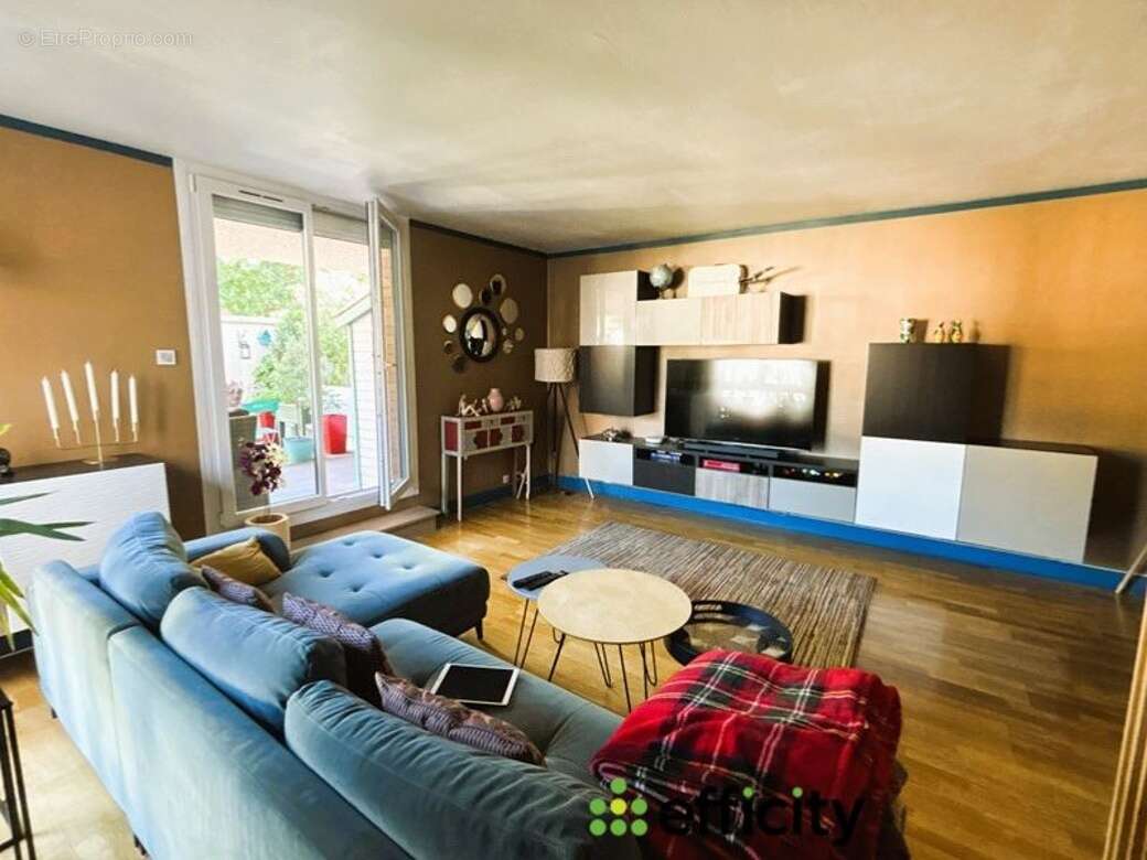 Appartement à CHAMPS-SUR-MARNE