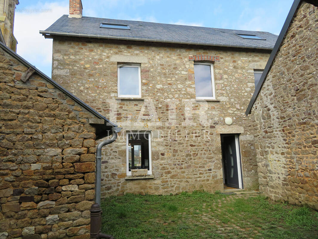 Maison à PRE-EN-PAIL