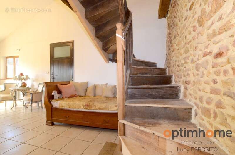  Rare à la vente – Propriété équestre en pierres  14 hectares de terrain - photo 10