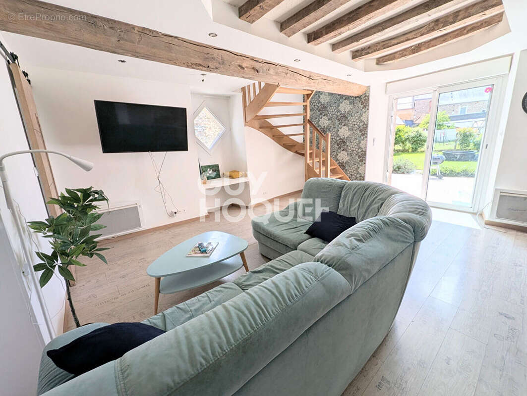 Maison à CHEMAZE