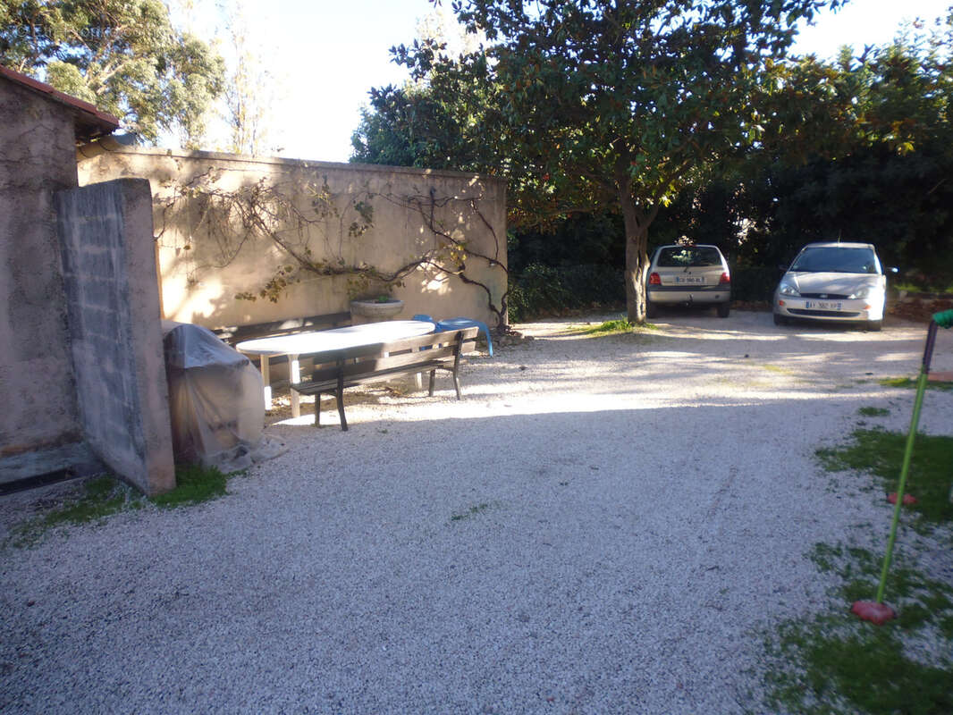 Appartement à SOLLIES-PONT