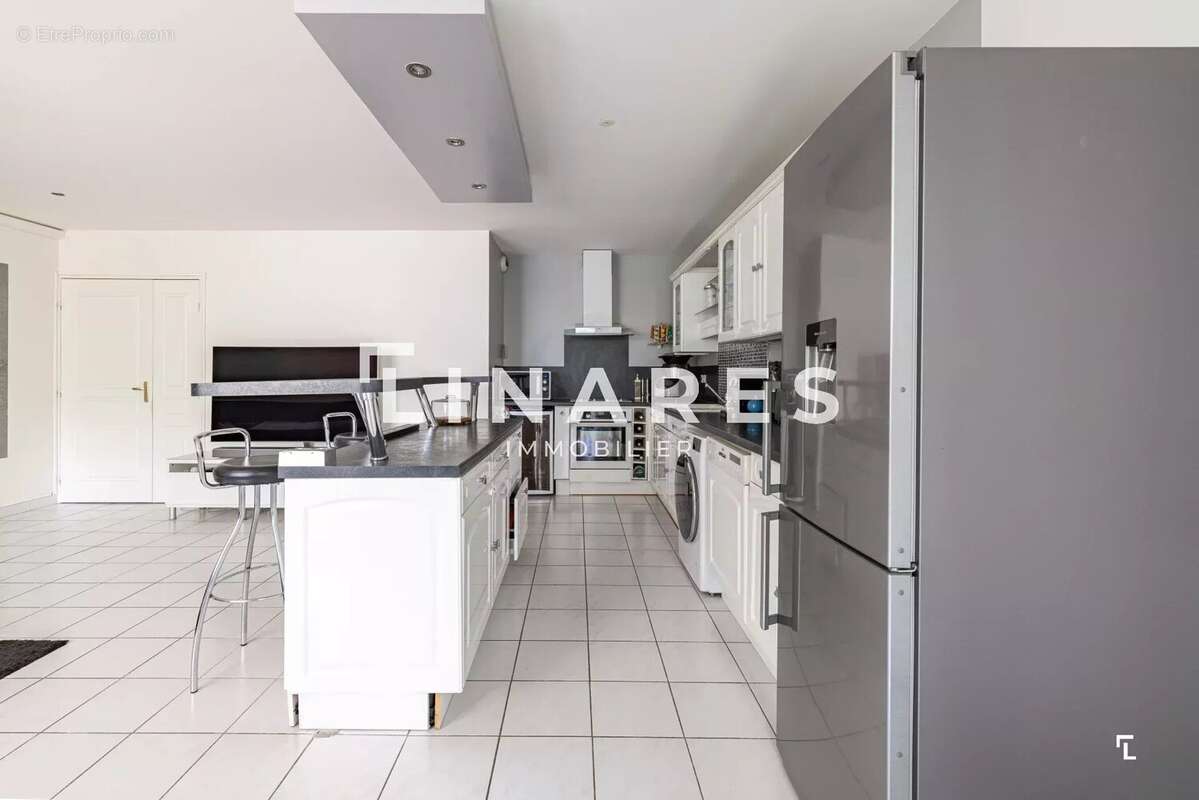 Appartement à MARSEILLE-9E