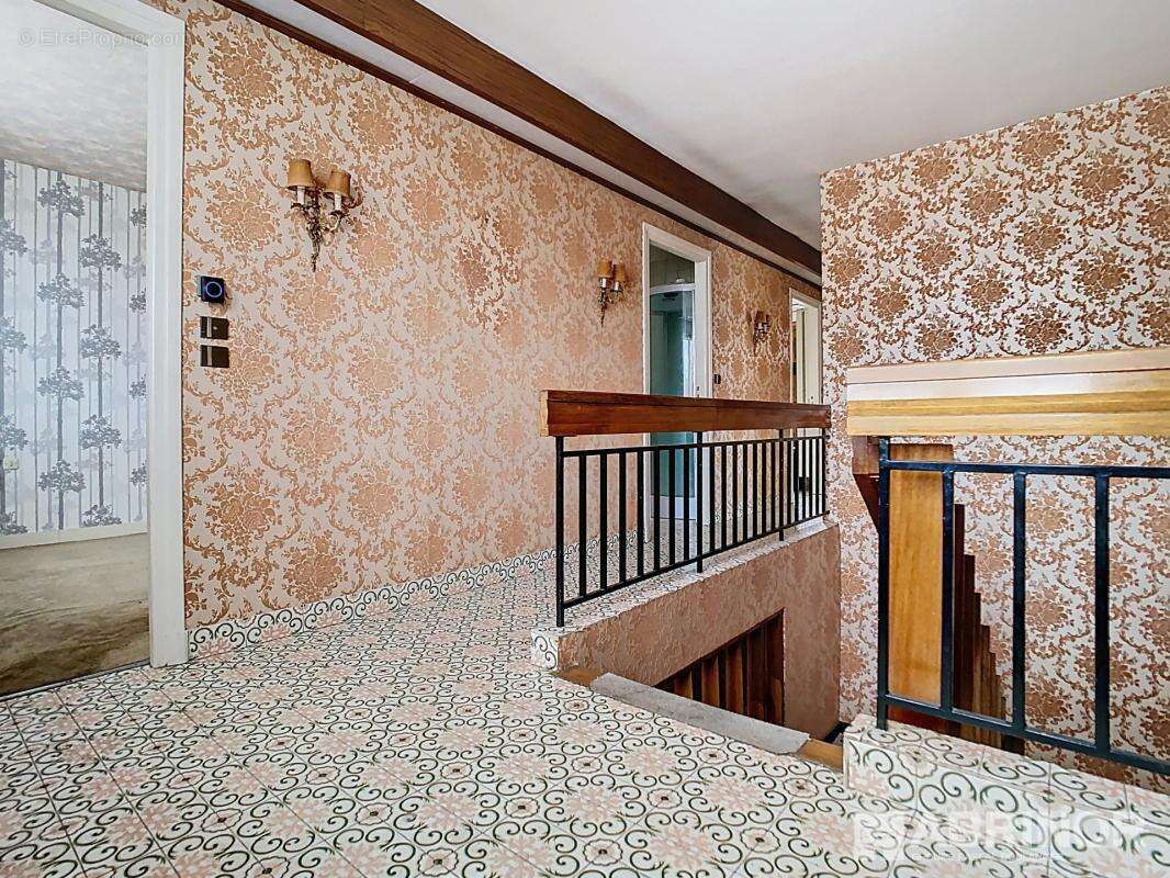 Maison à HELLEMMES-LILLE