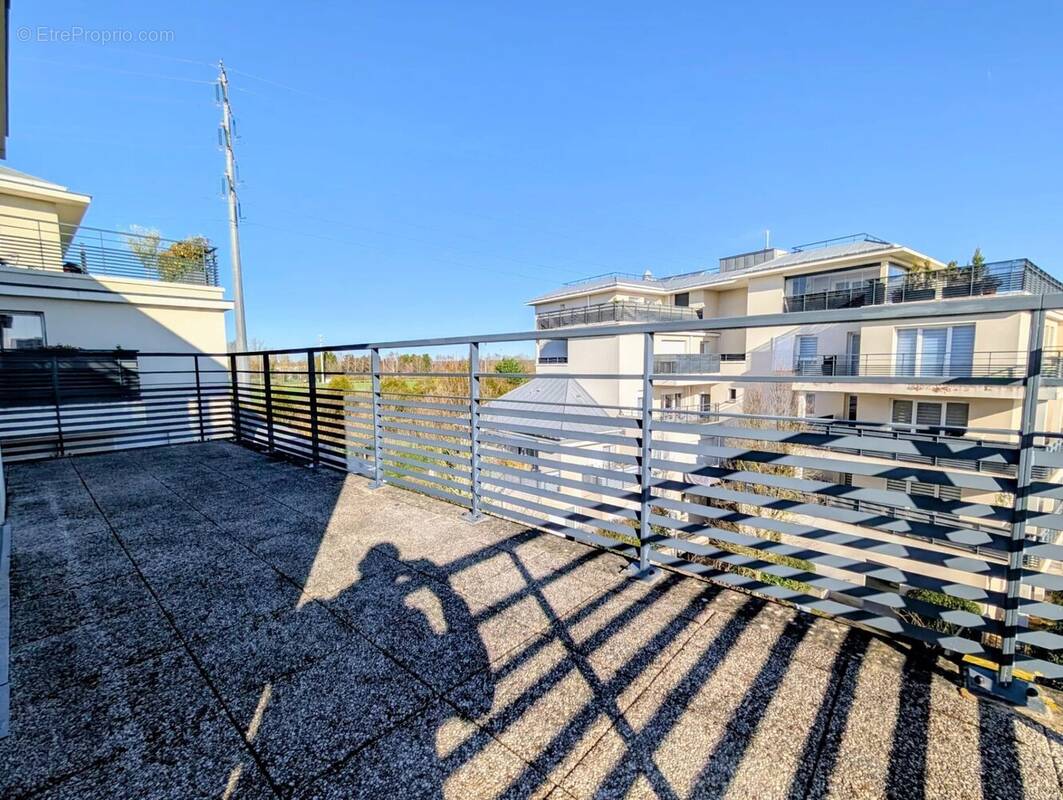 Appartement à ELANCOURT