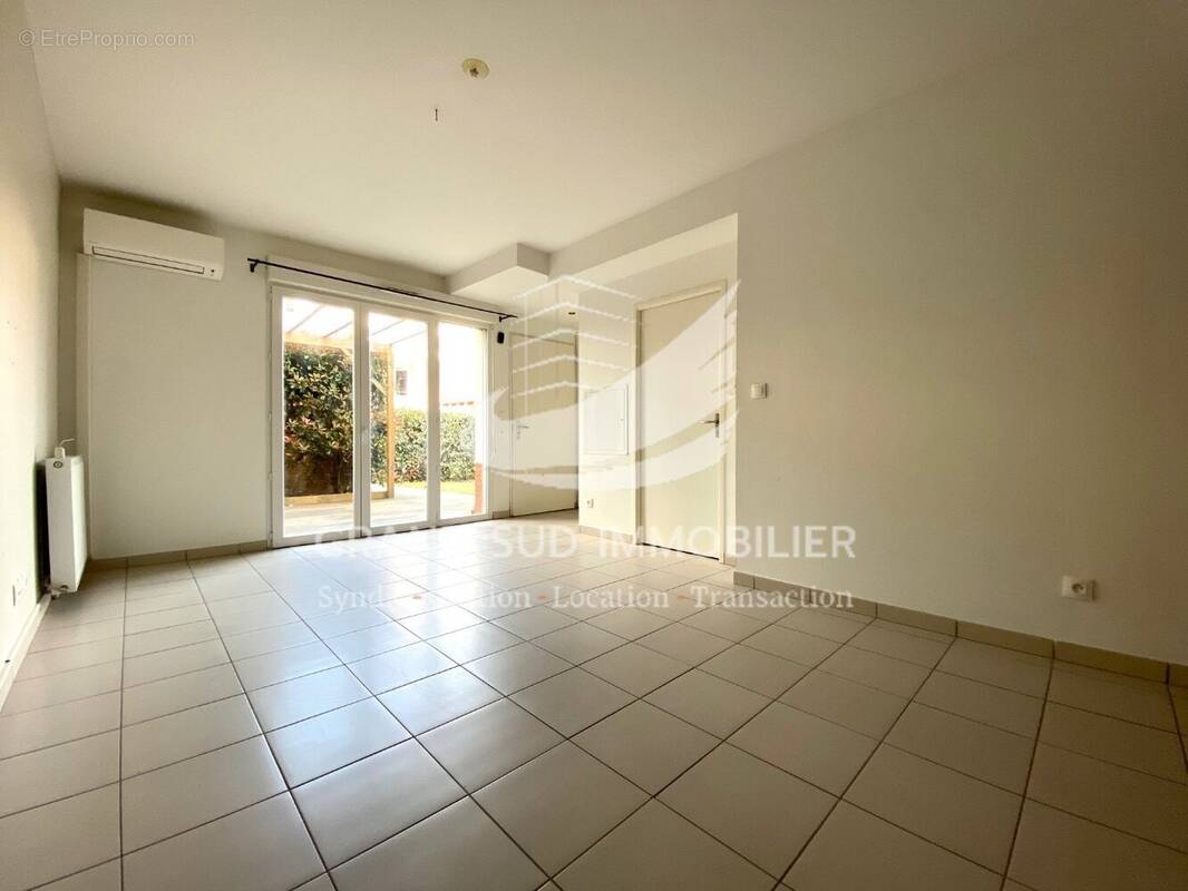 Appartement à LABARTHE-SUR-LEZE