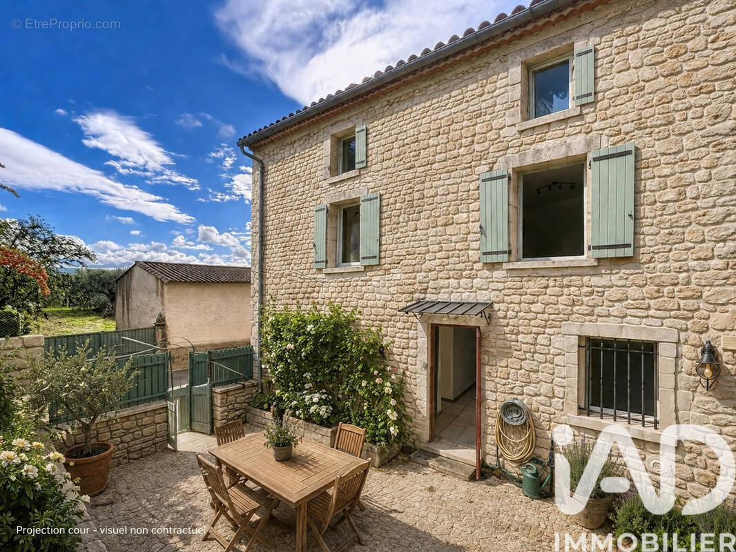 Photo 1 - Maison à CAROMB