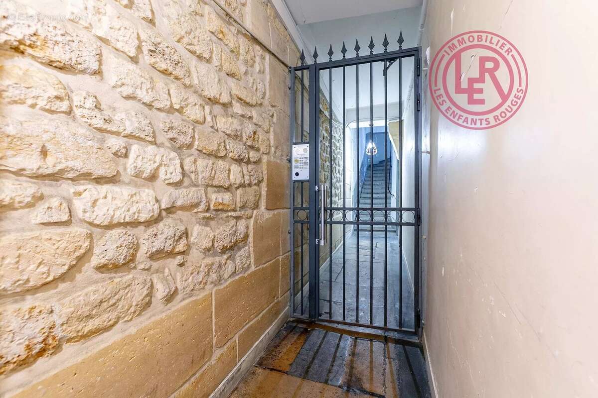 Appartement à PARIS-3E