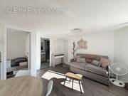 Appartement à VILLENEUVE-LOUBET