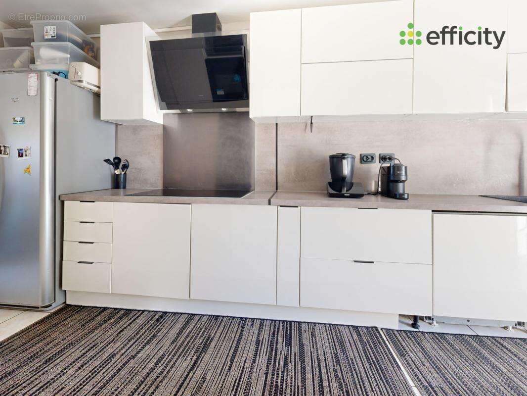 Maison 113 m² à Saint-Fons  - photo 9