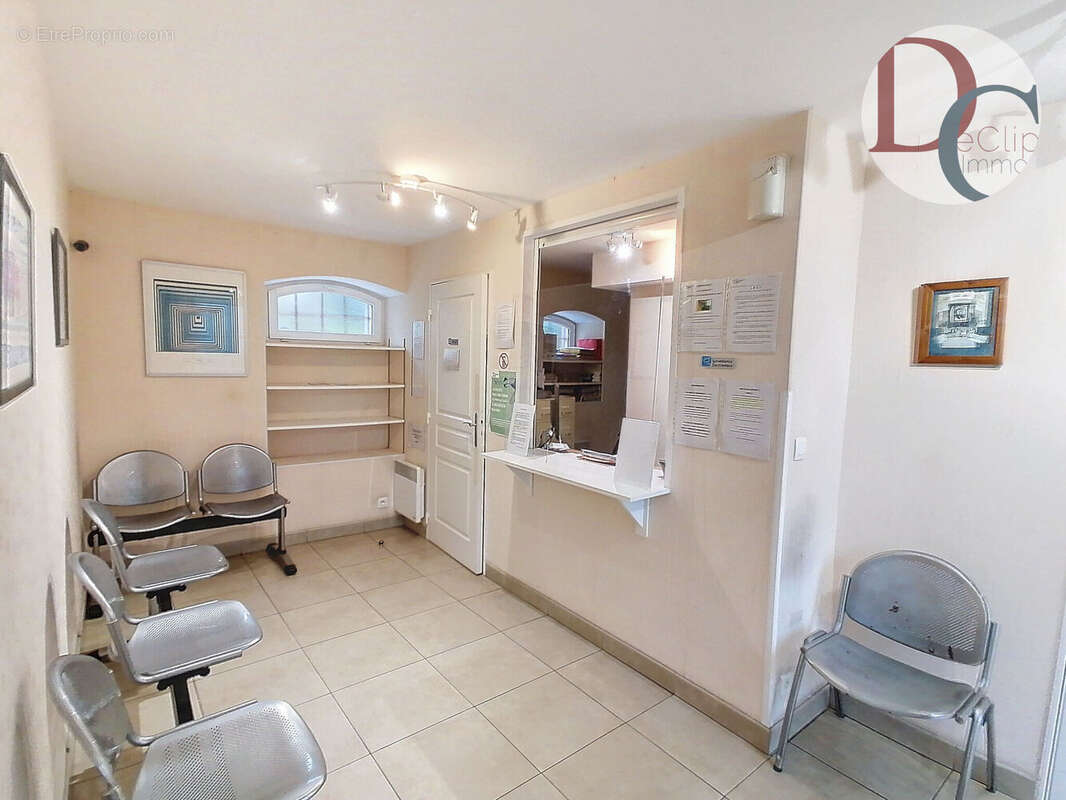 Photo 3 - Commerce à LIANCOURT