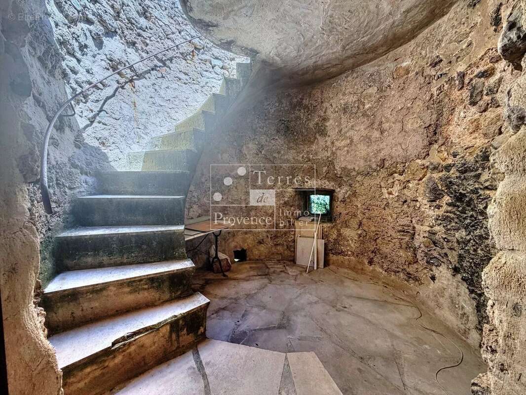 Appartement à TOURTOUR