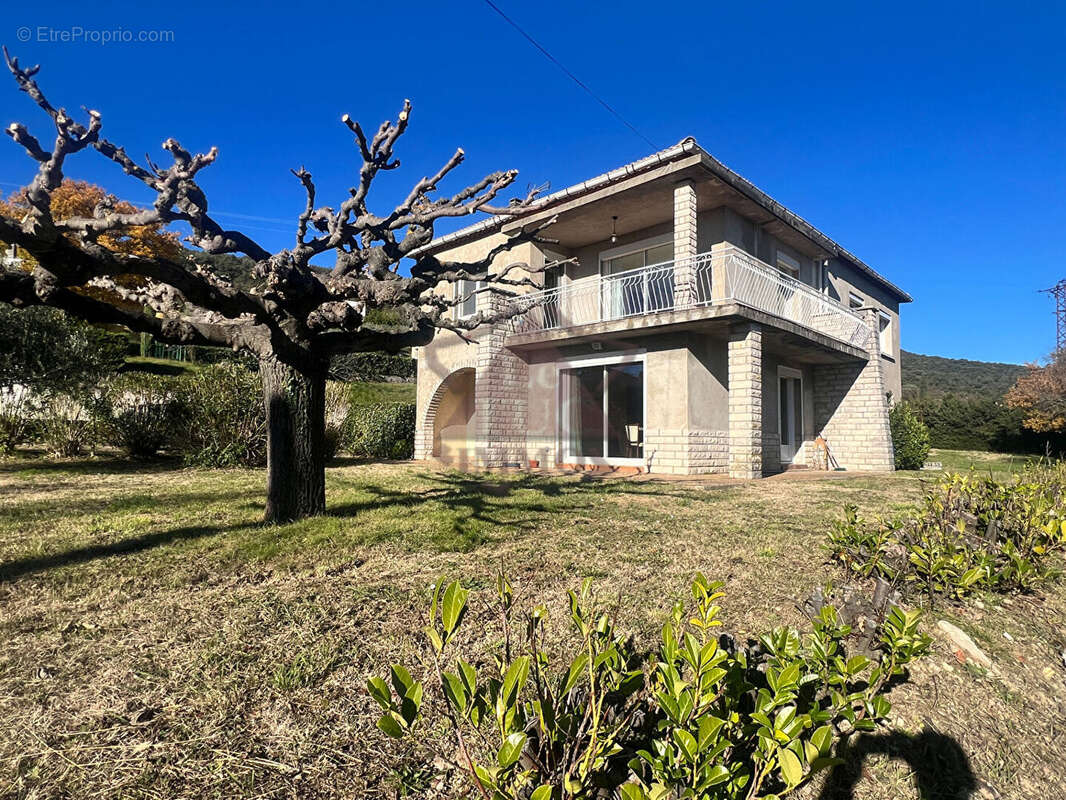 Maison à ROUSSON