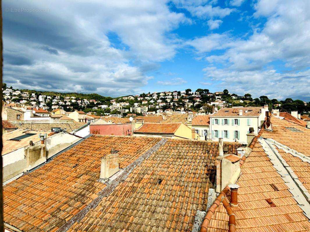 Appartement à HYERES