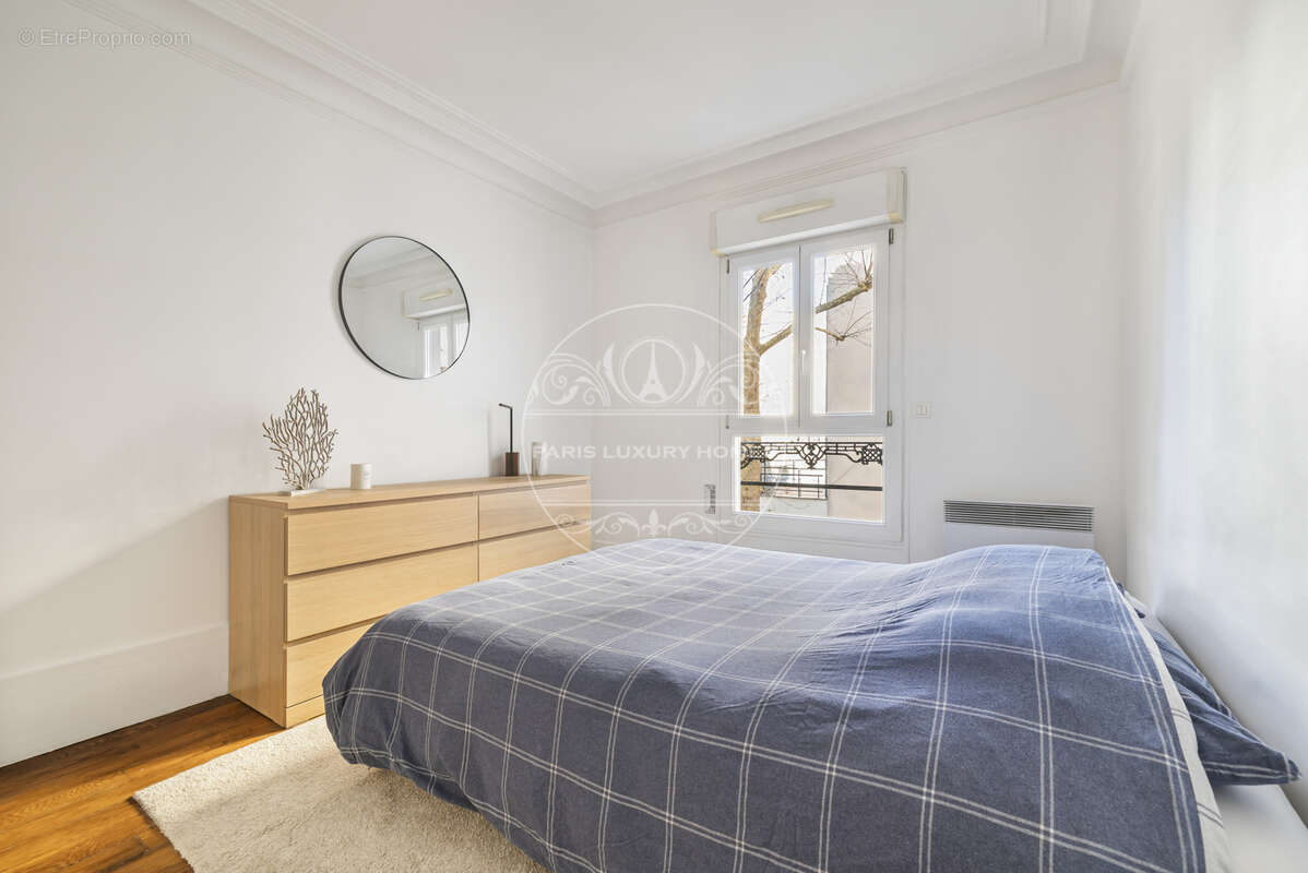 Appartement à LEVALLOIS-PERRET