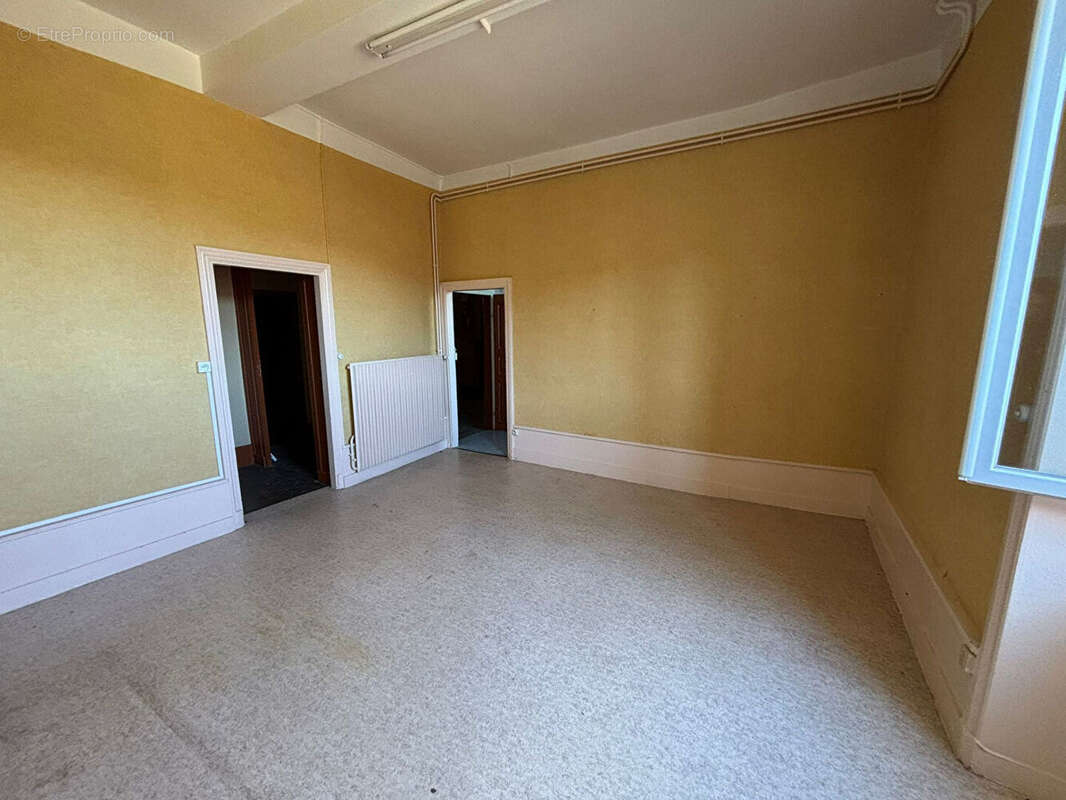 Appartement à VILLEMONTAIS