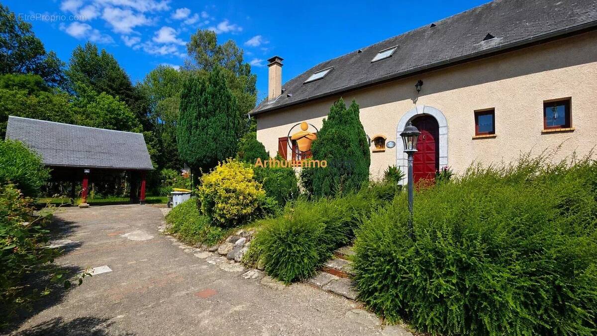 Maison à BENAC