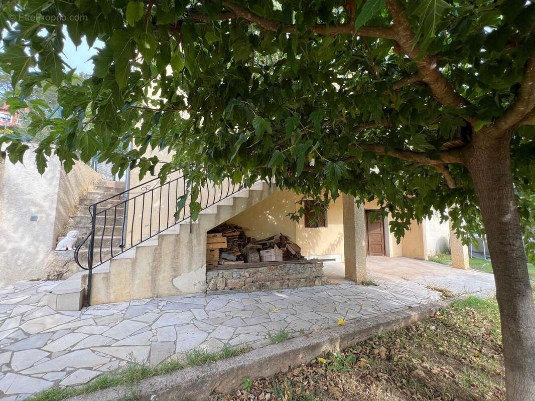 Photo 4 - Maison à LE LUC