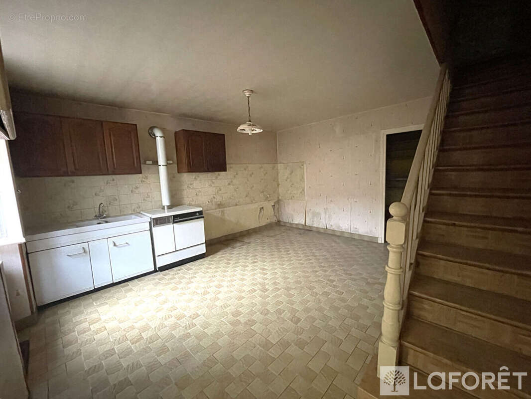 Maison à MAZEYRAT-D'ALLIER