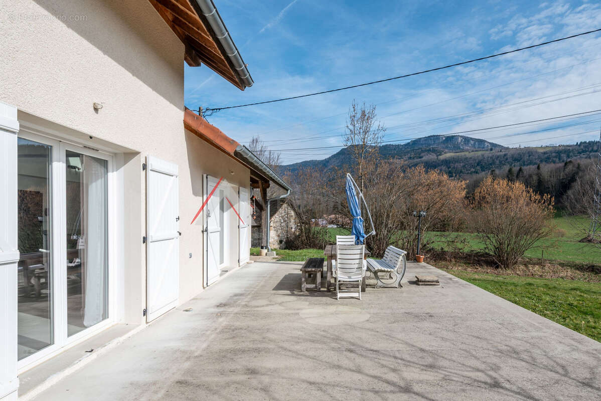 Maison à LES ECHELLES