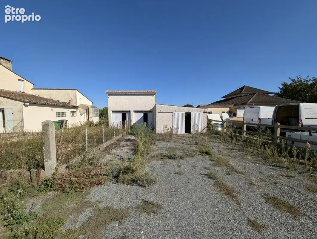 Garages 76m² sur 480 m² de parcelle Ambarès-et-Lagrave Stockage / Atelier – 50 000 € - photo 2
