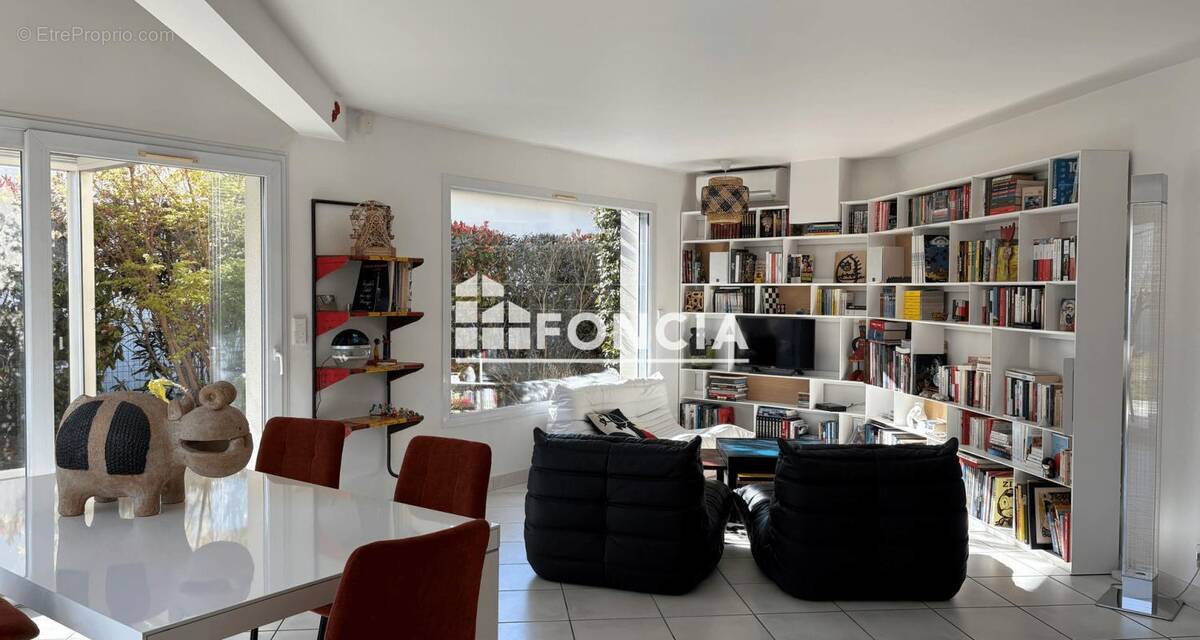 Maison à TOURNON-SUR-RHONE