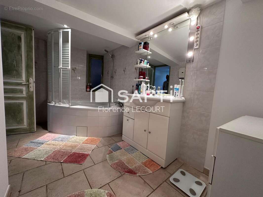 Photo 8 - Appartement à TOURVES