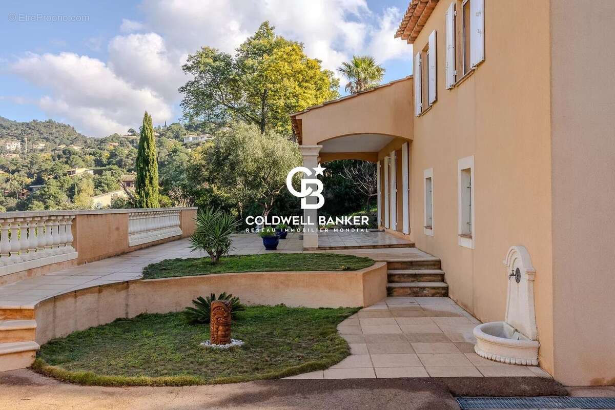 Maison à RAYOL-CANADEL-SUR-MER