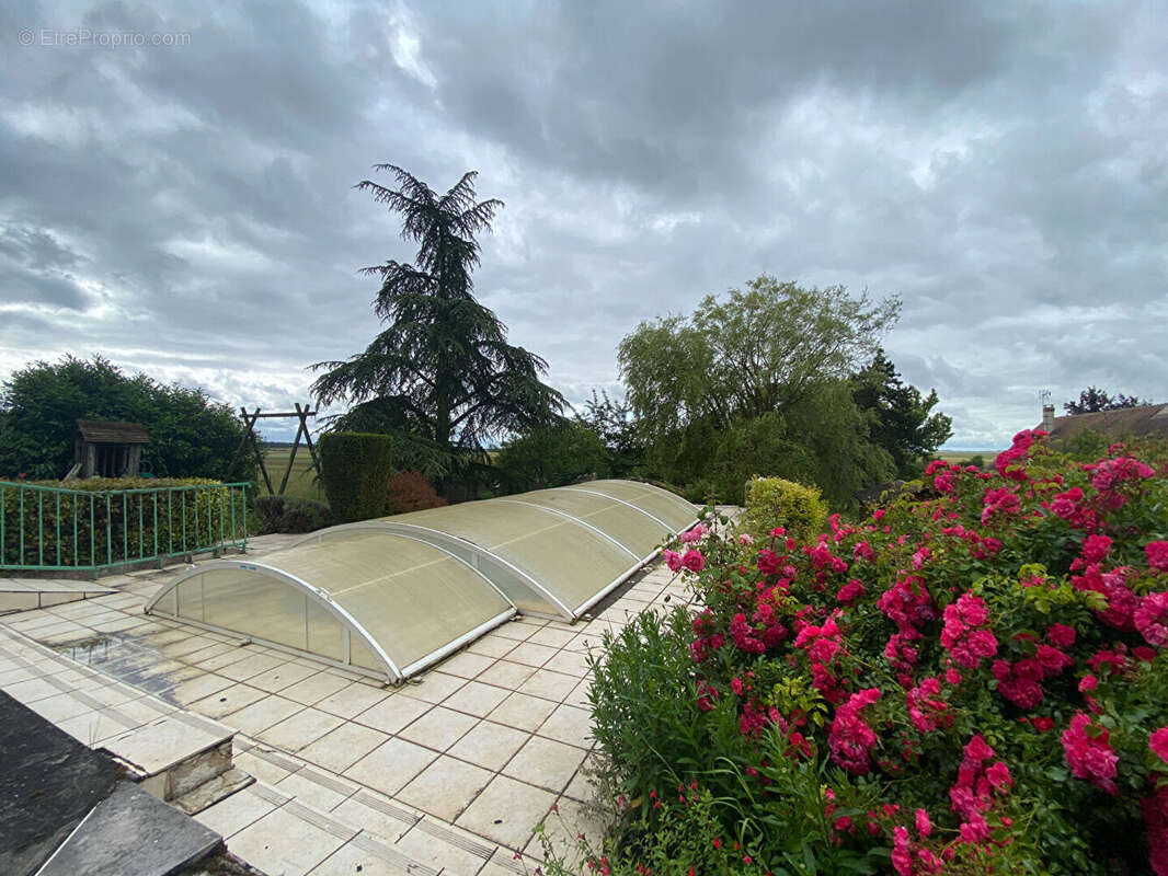 Maison à LA CHAPELLE-LA-REINE