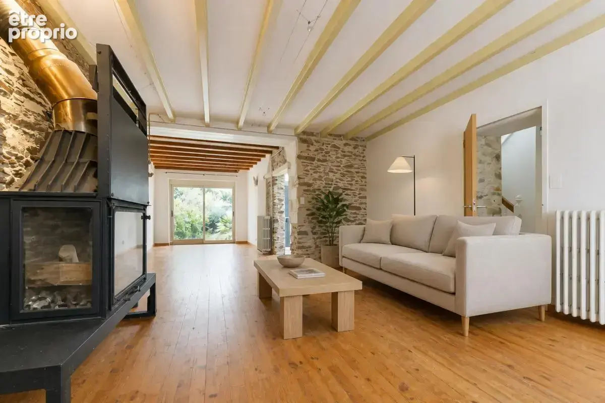Maison de 6 pièces de 175 m² située à Rezé - photo 2