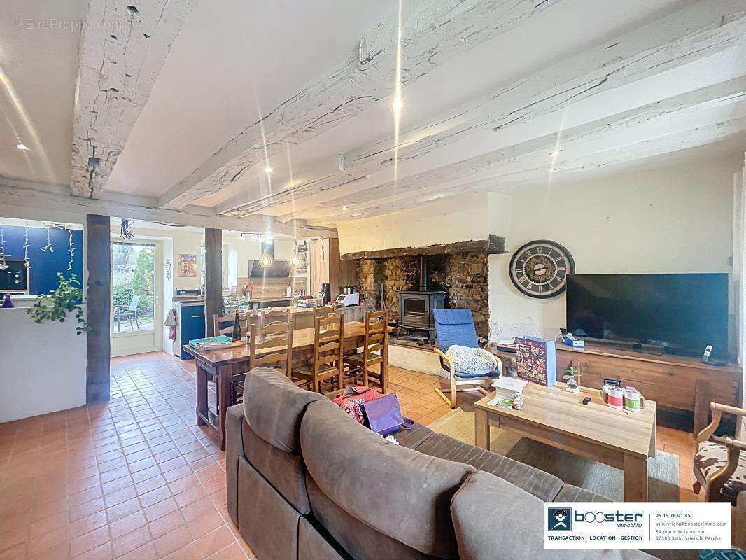 Maison à CHATEAU-CHERVIX