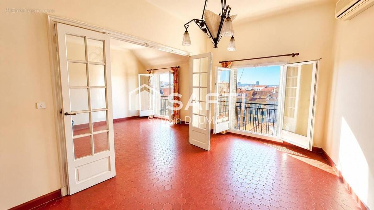 Photo 1 - Appartement à TOULON