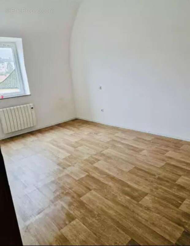 Photo 9 - Appartement à AUDUN-LE-TICHE
