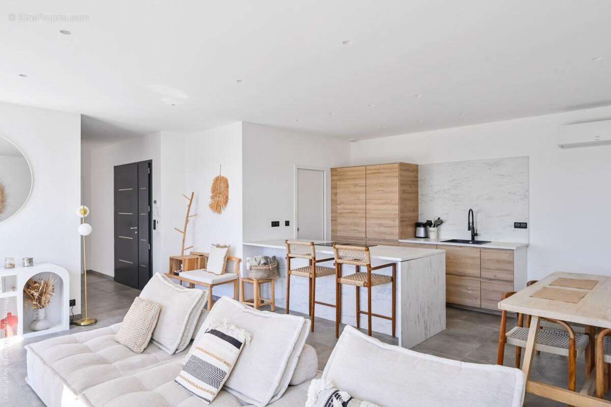 Appartement à LA FARLEDE