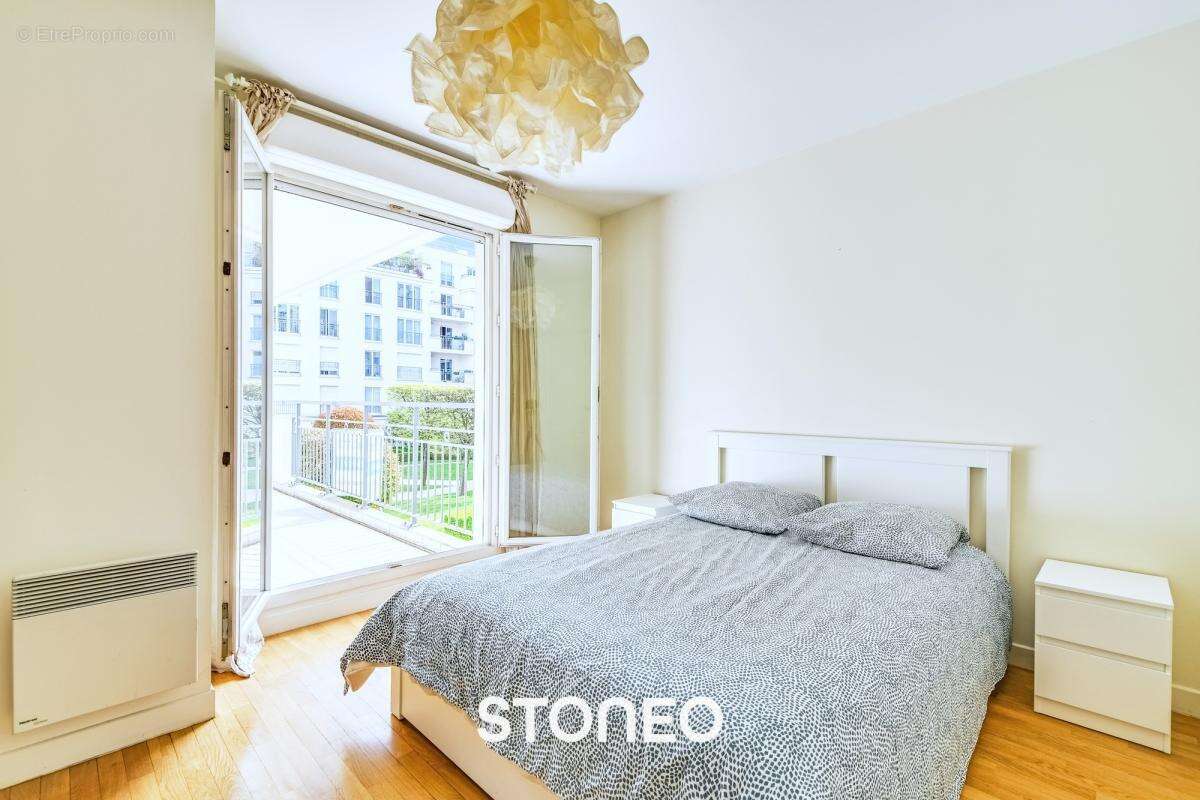 Appartement à ISSY-LES-MOULINEAUX