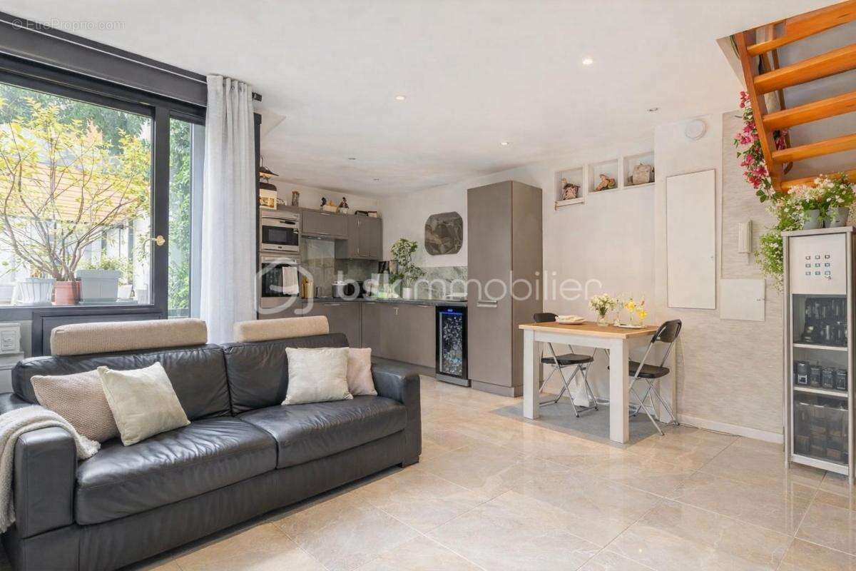 Appartement à ROMAINVILLE