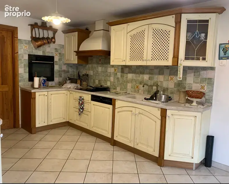 Maison 513 m² à Saint-Marcel  - photo 7