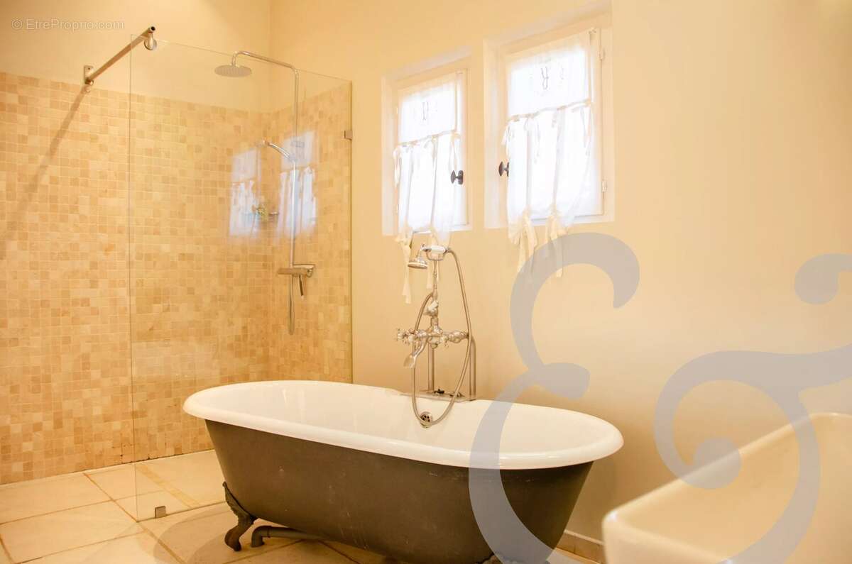 Maison à EYGALIERES