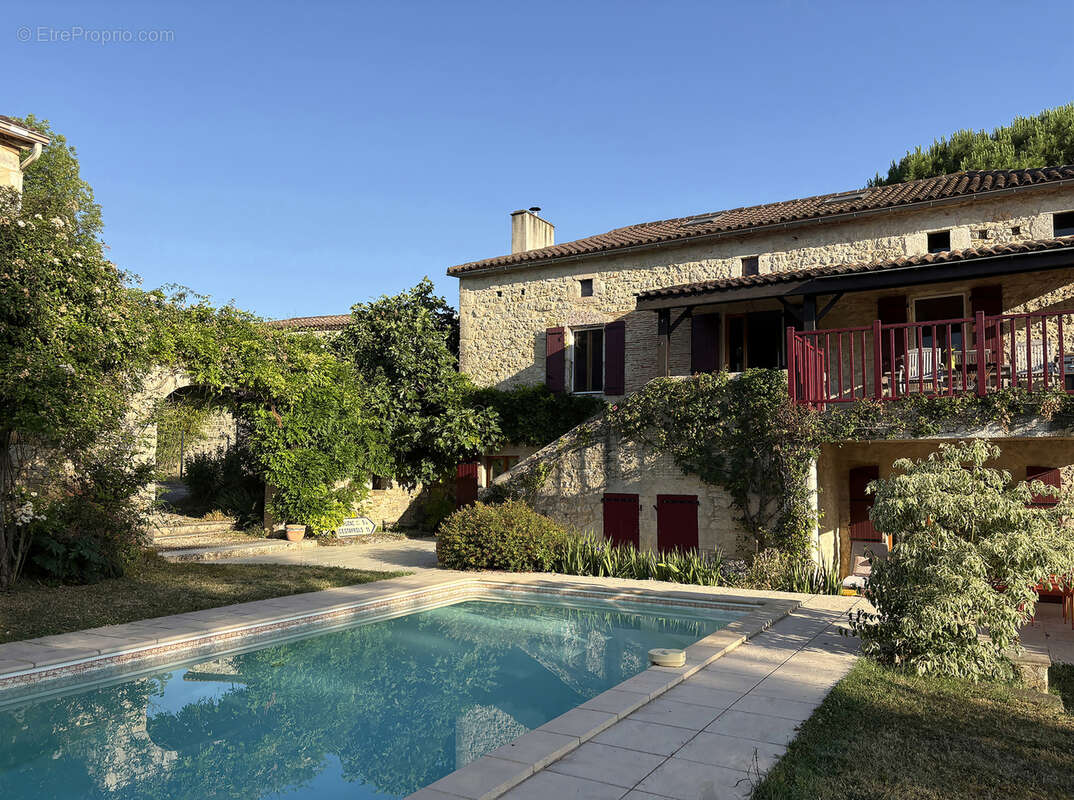 Maison à MAUROUX