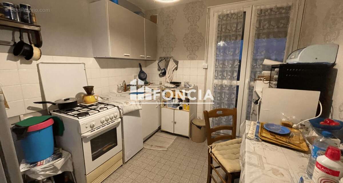 Appartement à SAINT-ETIENNE