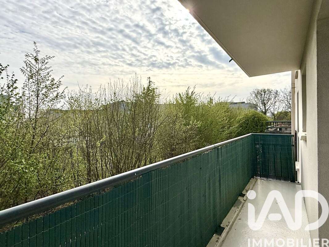 Photo 5 - Appartement à SAINTE-GENEVIEVE-DES-BOIS