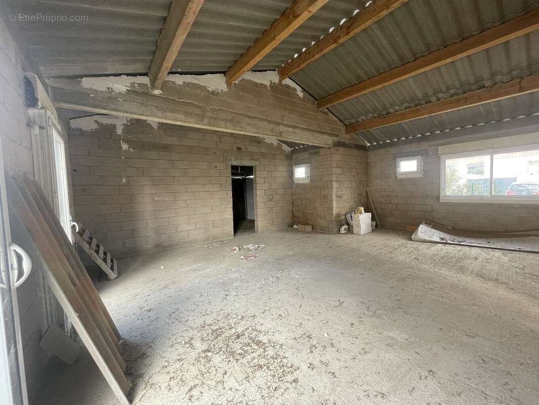 Maison à ROUJAN
