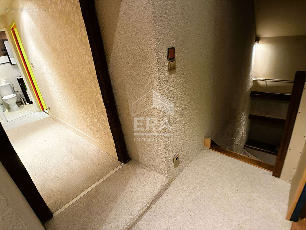 Maison à VILLEBAROU