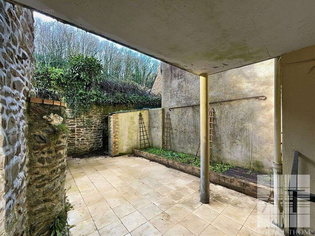 Maison à FOUGERES