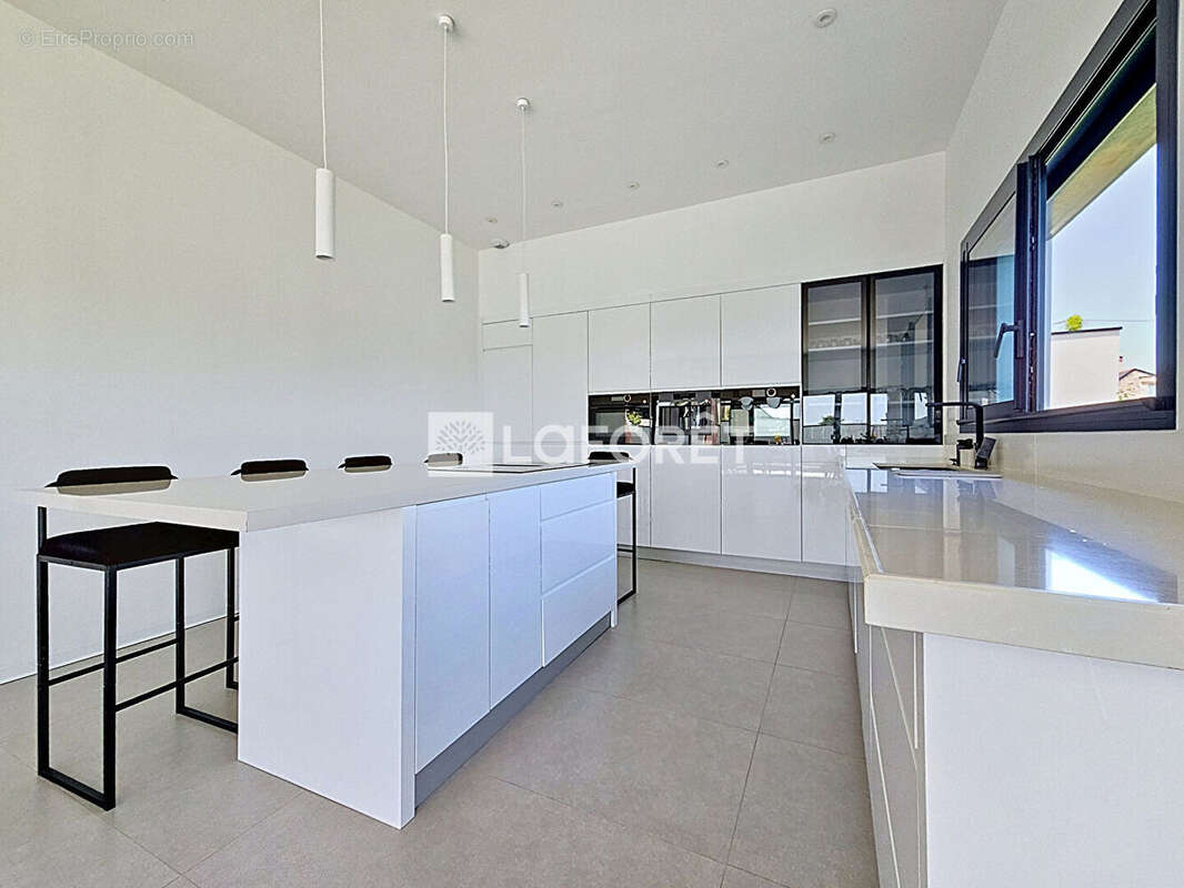 Maison contemporaine 4 chambres avec piscine - photo 5