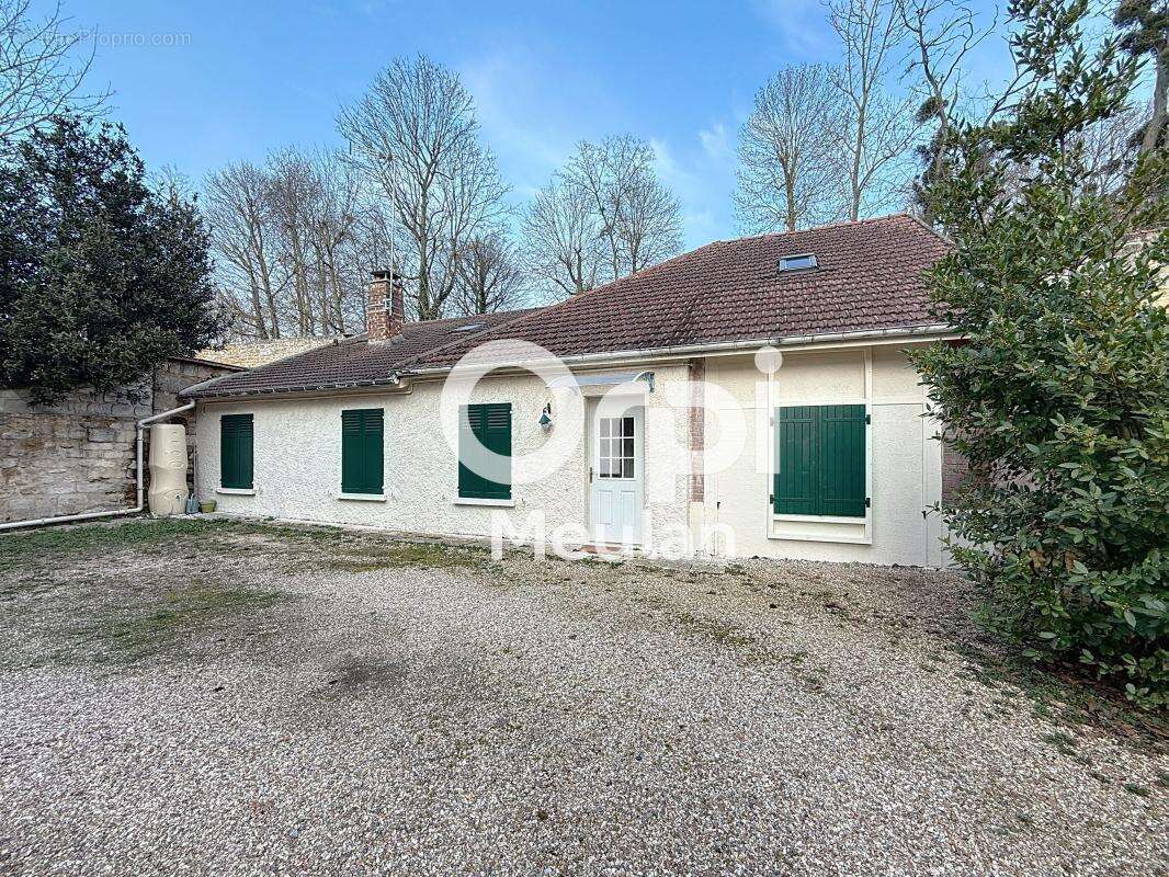 Appartement à MEULAN